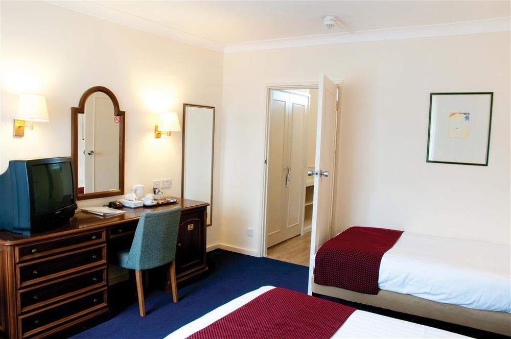 The Bell Hotel Έπινγκ Δωμάτιο φωτογραφία