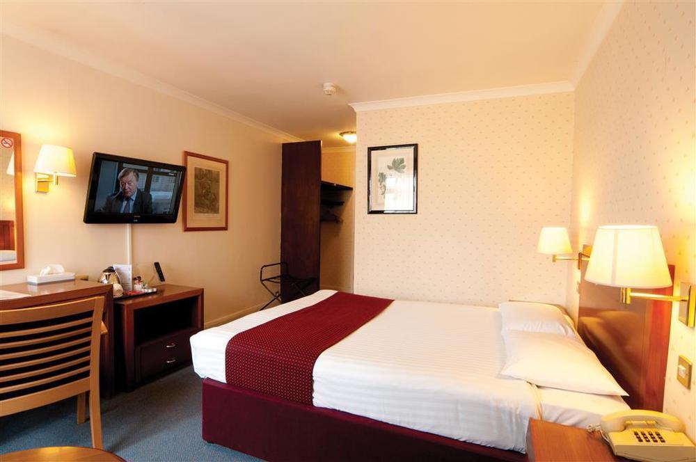 The Bell Hotel Έπινγκ Δωμάτιο φωτογραφία