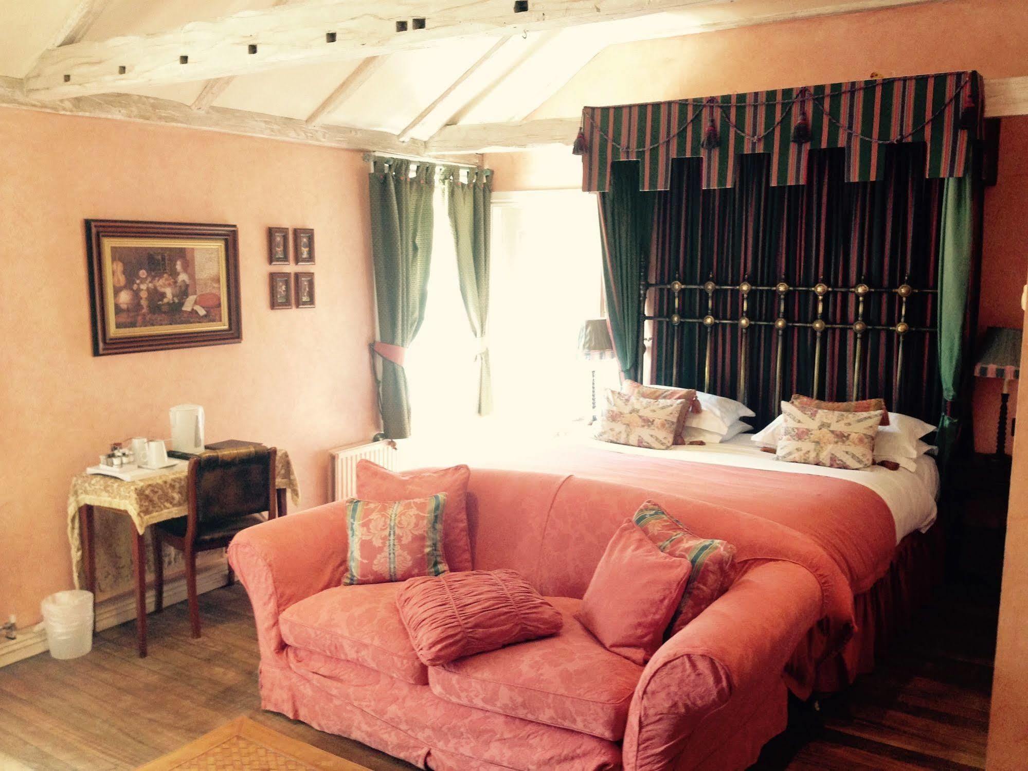 The Bell Hotel Έπινγκ Εξωτερικό φωτογραφία
